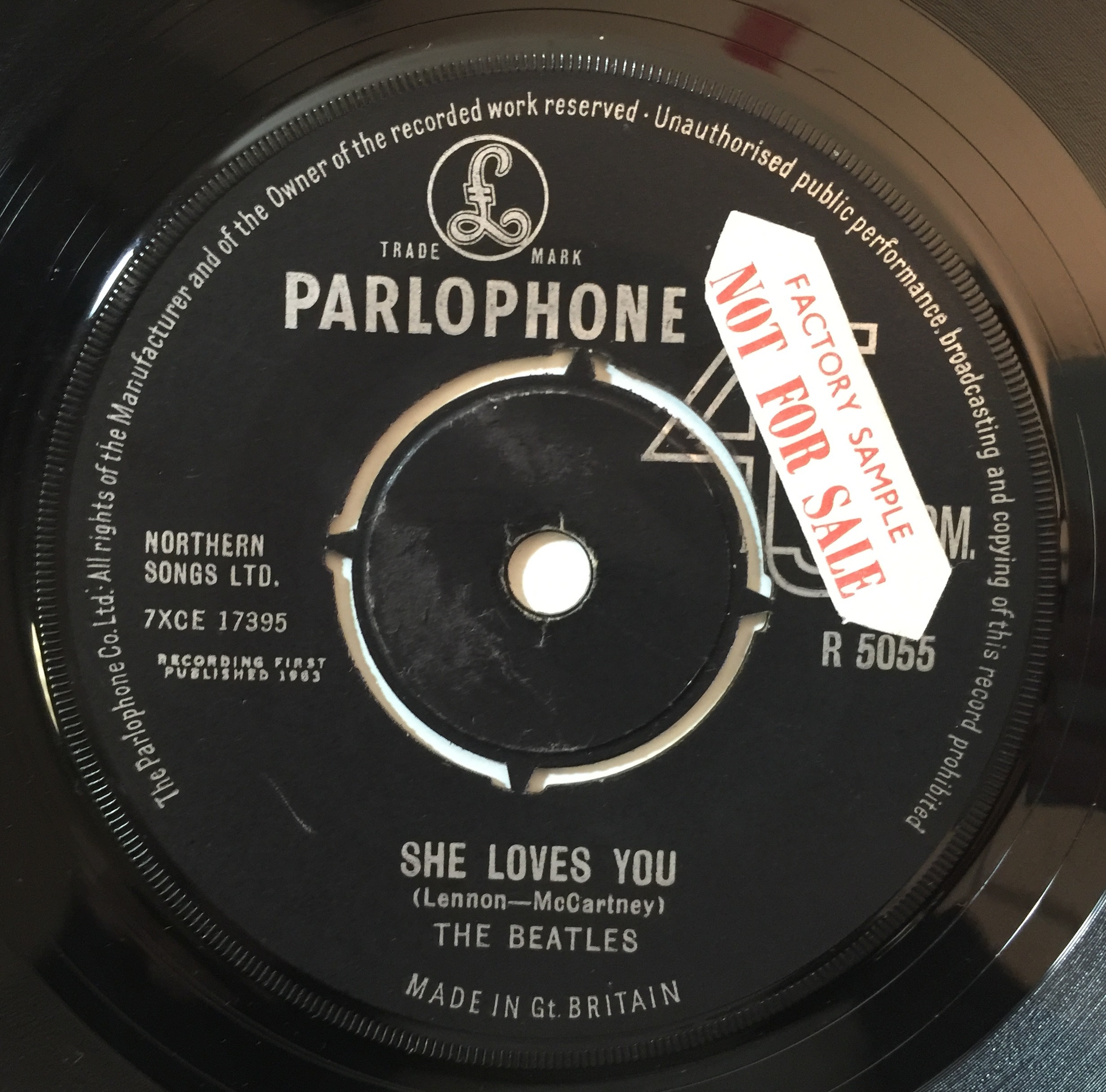 Lot 42 THE BEATLES RUBBER SOUL/SHE LOVES YOU