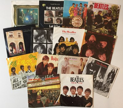 Lot 957 - THE BEATLES - THE SINGLES COLLECTION (BSCP 1)