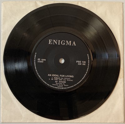 Lot 367 - JOY DIVISION - AN IDEAL FOR LIVING 7" EP (ENIGMA RECORDS 1978 ORIGINAL - PSS 139)