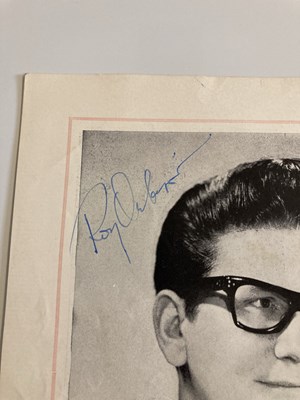 Lot 170 - ROY ORBISON SIGNED 1965 PROGRAMME.