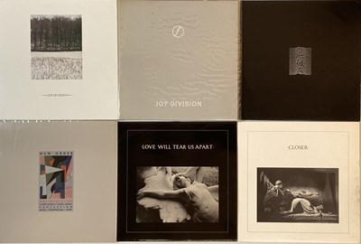 Lot 572 - JOY DIVISION/ NEW ORDER - LPs/ 12"