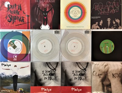 Lot 588 - INDIE/ ALT - 7" COLLECTION