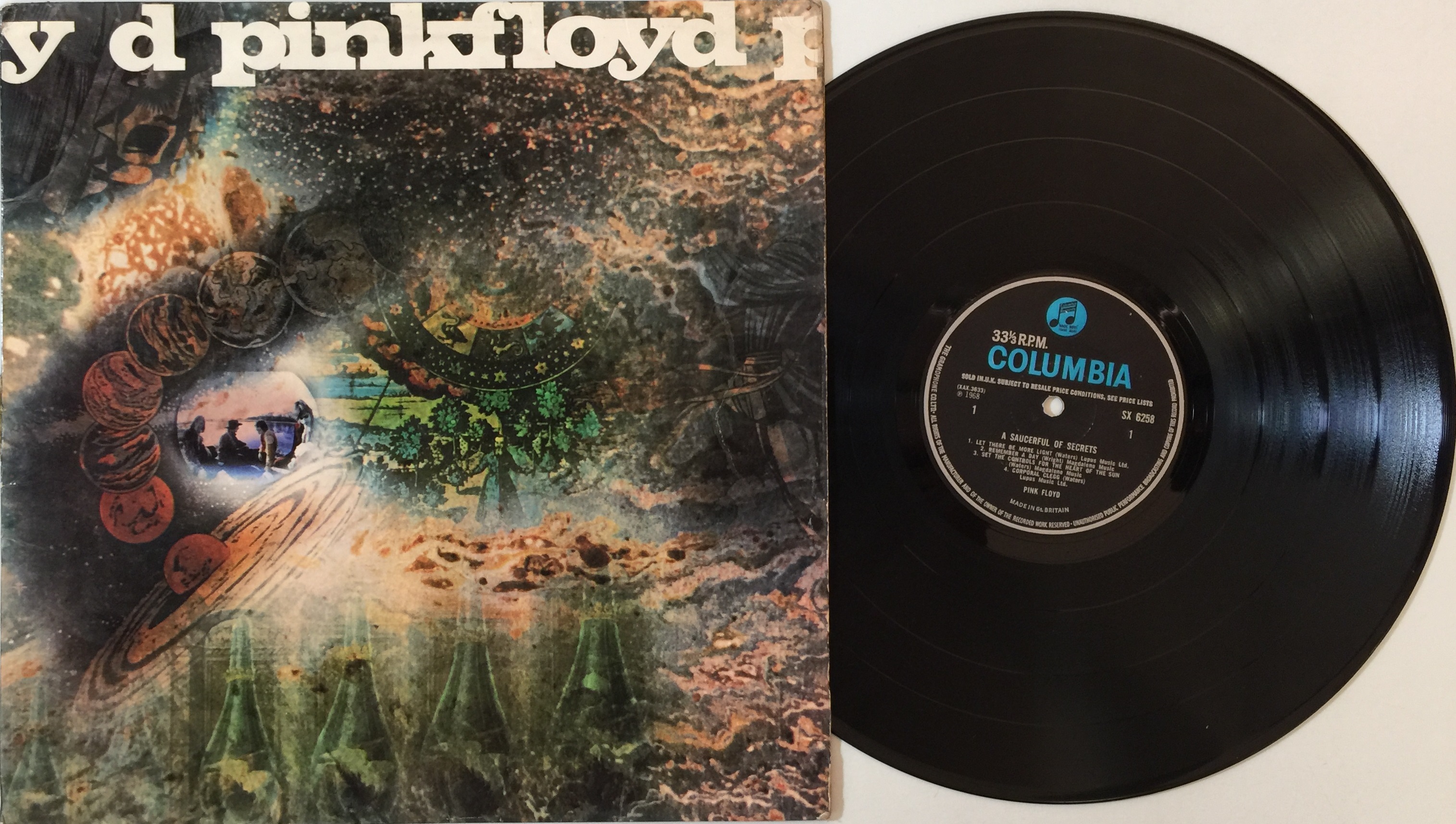 Lot 606 - PINK FLOYD - A SAUCERFUL OF SECRETS LP (1ST