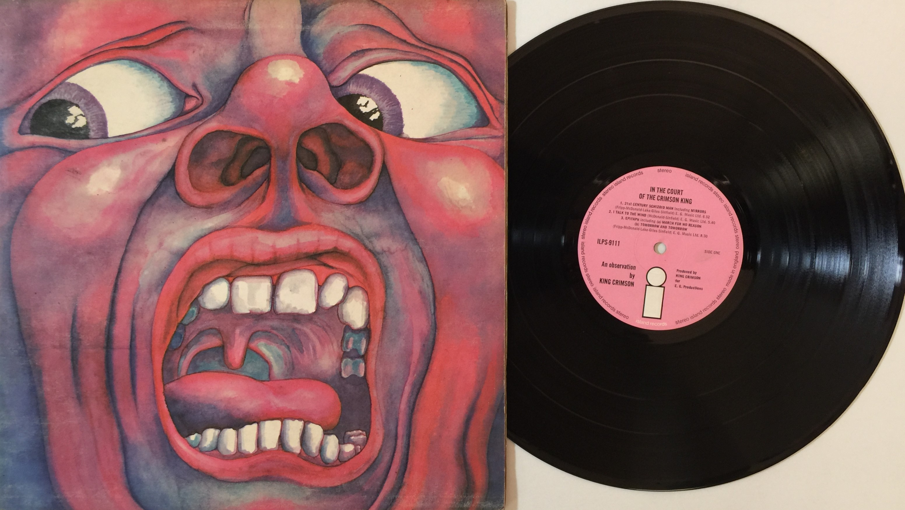 Lot 612 - KING CRIMSON - IN THE COURT OF THE CRIMSON