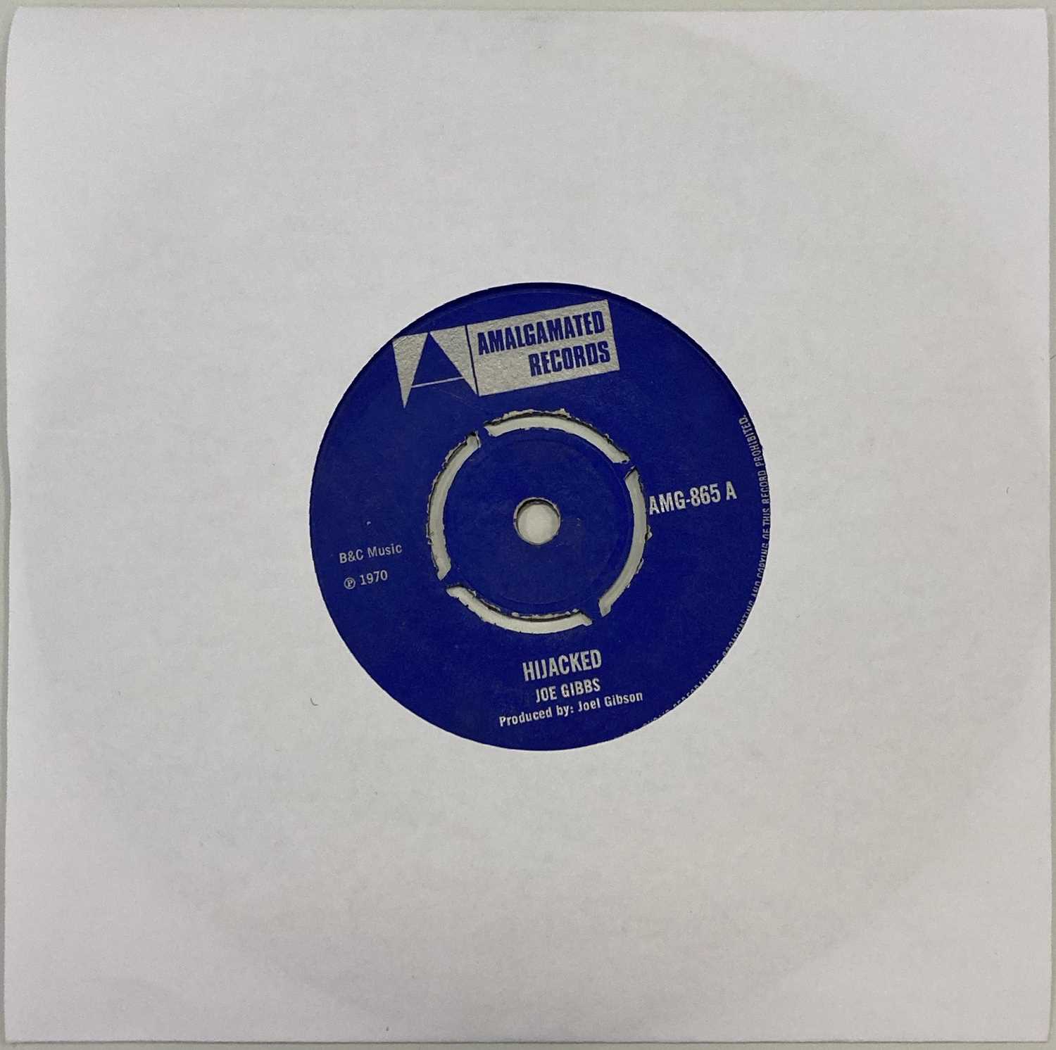 Lot 256 - JOE GIBBS - HIJACKED 7" (ORIGINAL UK RELEASE - AMALGAMATED AMG 865)