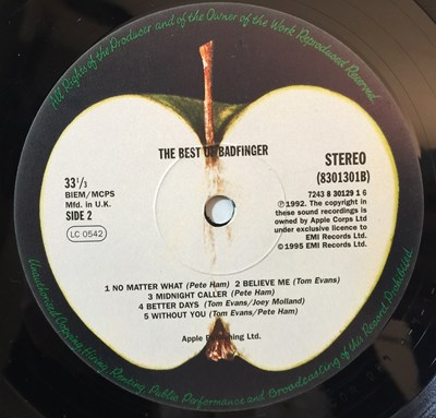 Lot 685 - BADFINGER - THE BEST OF LP (SAPCOR 28)