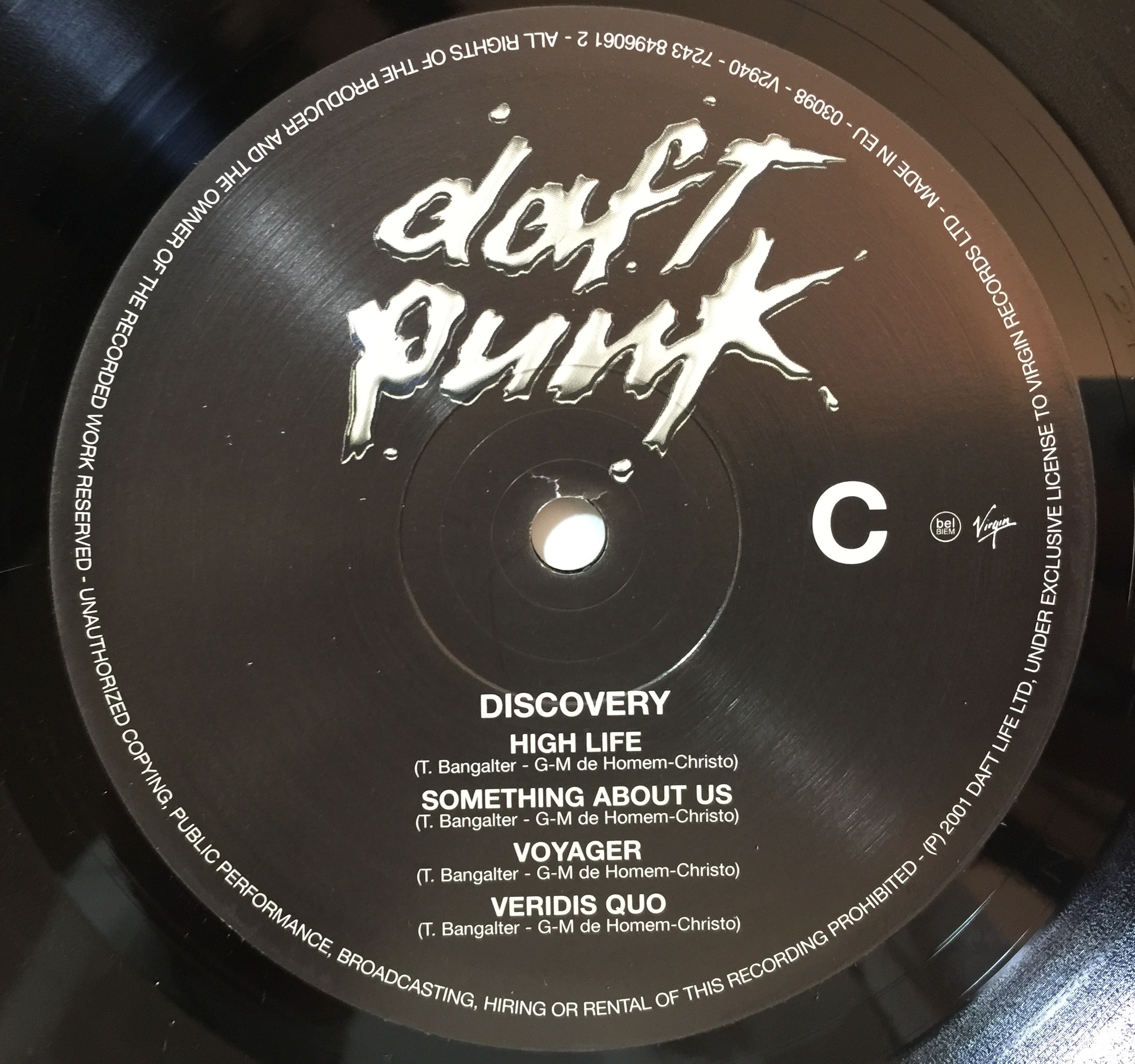 Lot 691 - DAFT PUNK - DISCOVERY LP (V2940)