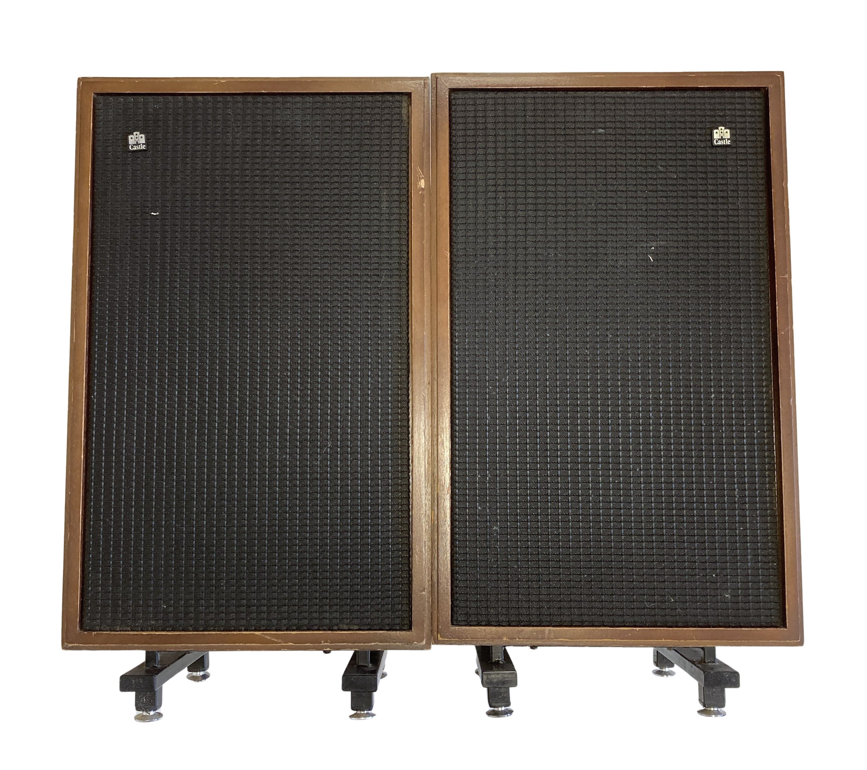 Lot 5 Castle Conway Stereo Speakers.