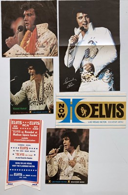 Lot 437 - ELVIS PRESLEY ORIGINAL SOUVENIR MENUS.