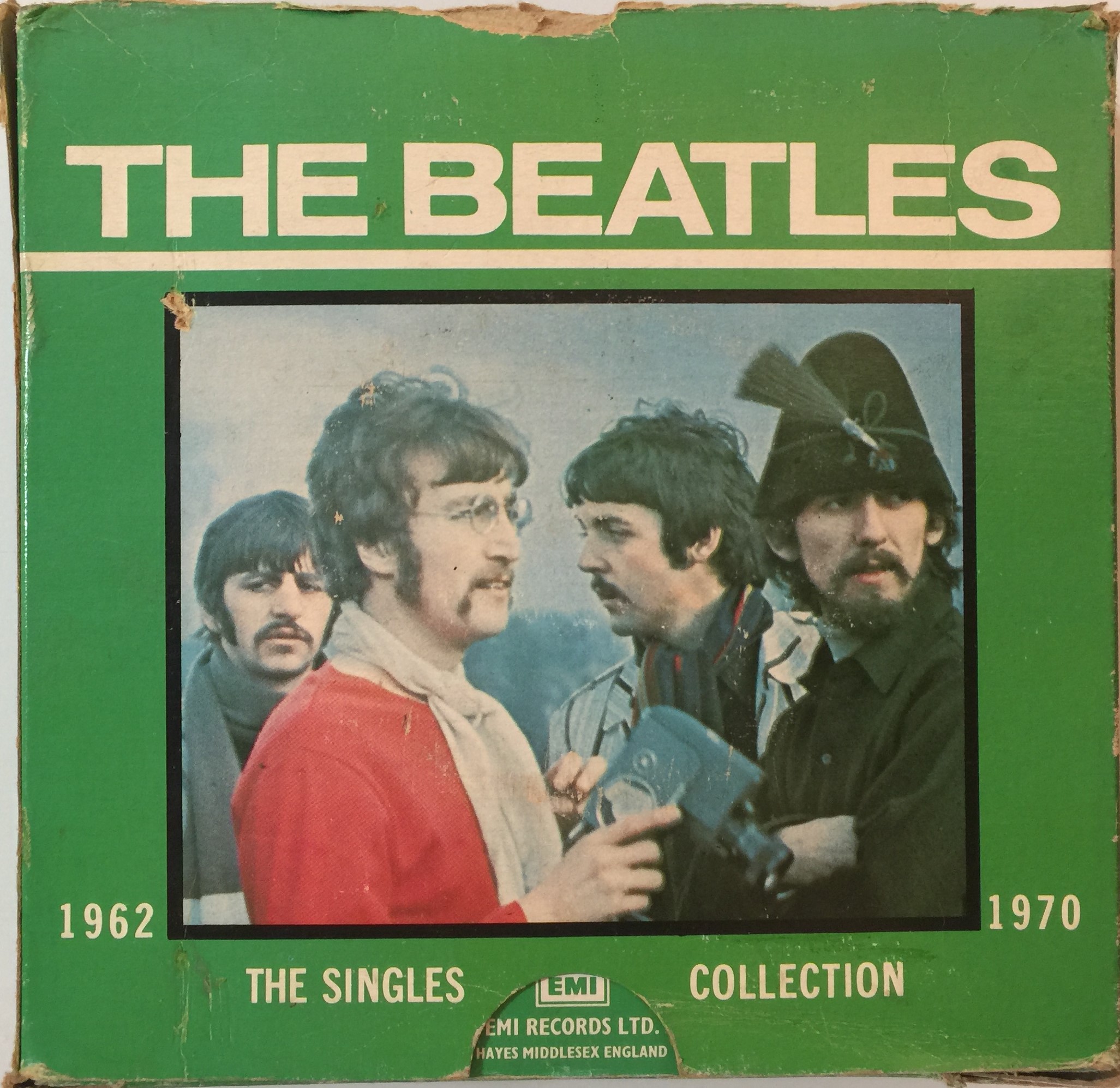 Lot 7 - THE BEATLES - THE SINGLES COLLECTION 1962-1970