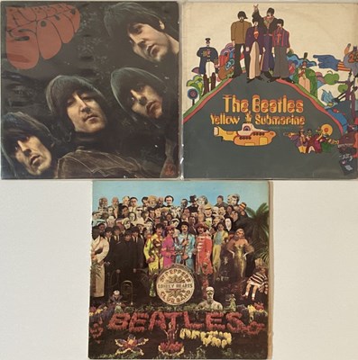 Lot 891 - THE BEATLES - LPs