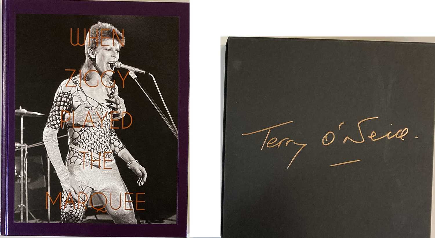 Lot 571 - DAVID BOWIE / TERRY O'NEILL T-SHIRT / BOOK