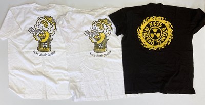 Lot 47 - NED'S ATOMIC DUSTBIN - MERCHANDISE INC LEIGH SMILER T-SHIRTS.