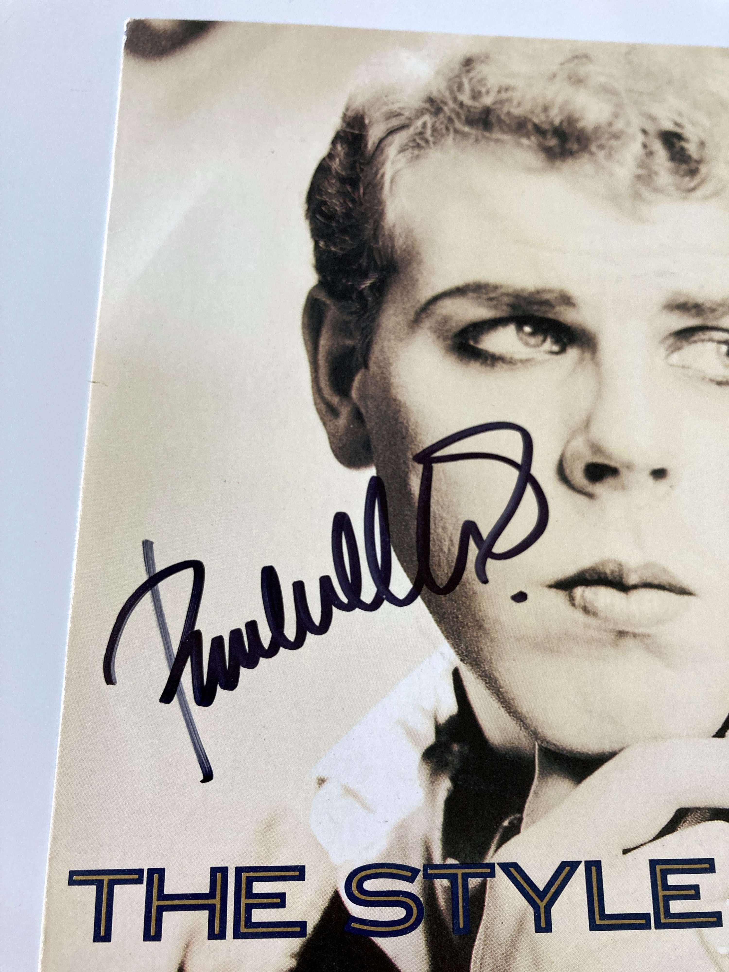 Lot 509 - STYLE COUNCIL / PAUL WELLER SIGNED ITEMS.