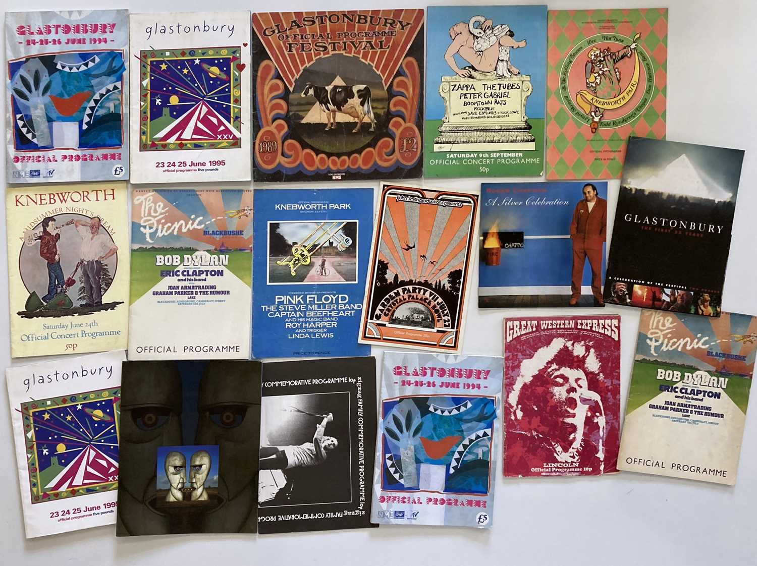 Lot 145 - UK FESTIVALS - FLYERS, PROGRAMMES AND