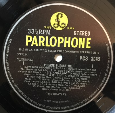 Lot 31 - THE BEATLES - PLEASE PLEASE ME/BEATLES FOR SALE LPs (UK STEREO PRESSINGS)
