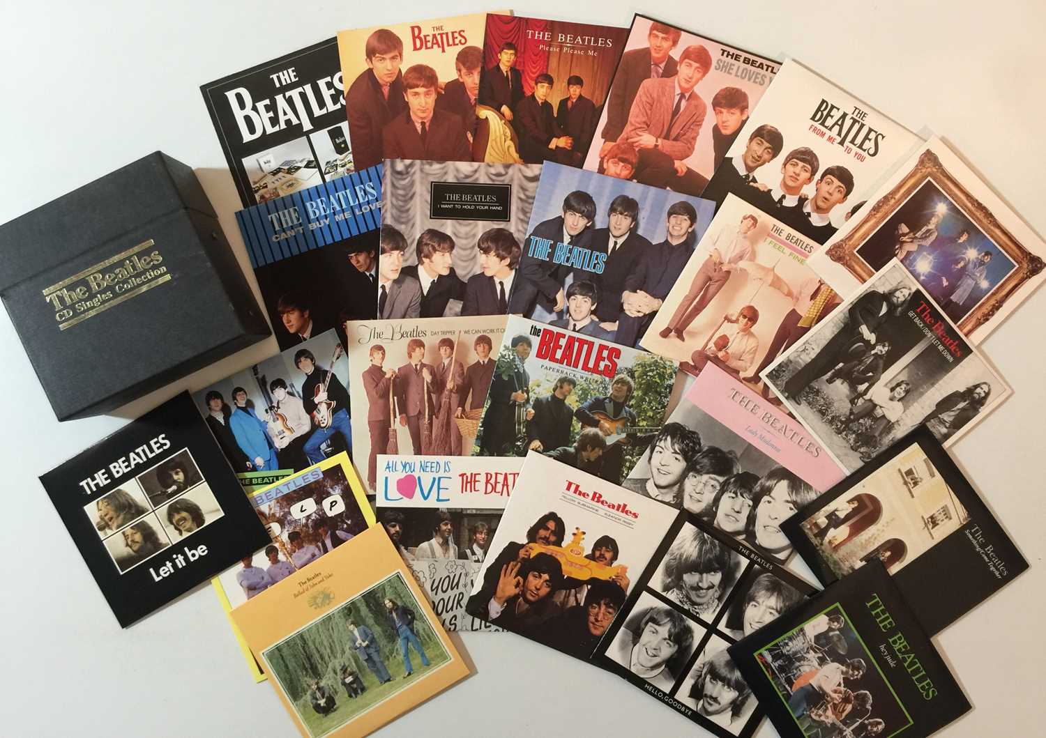 Lot 70 - THE BEATLES - CD BOX SETS