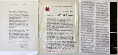 Lot 346 - DEREK TAYLOR SIGNED LETTER - INVITATION TO THE FINAL HOLLYWOOD PARTY 1968.