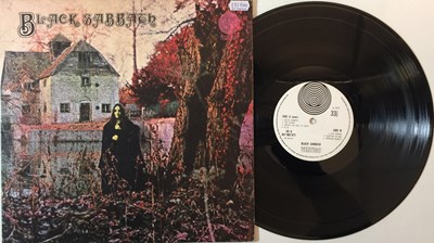 Lot 197 - BLACK SABBATH - S/T LP (UK 2ND PRESS - VO6/ 847 903 VTY)