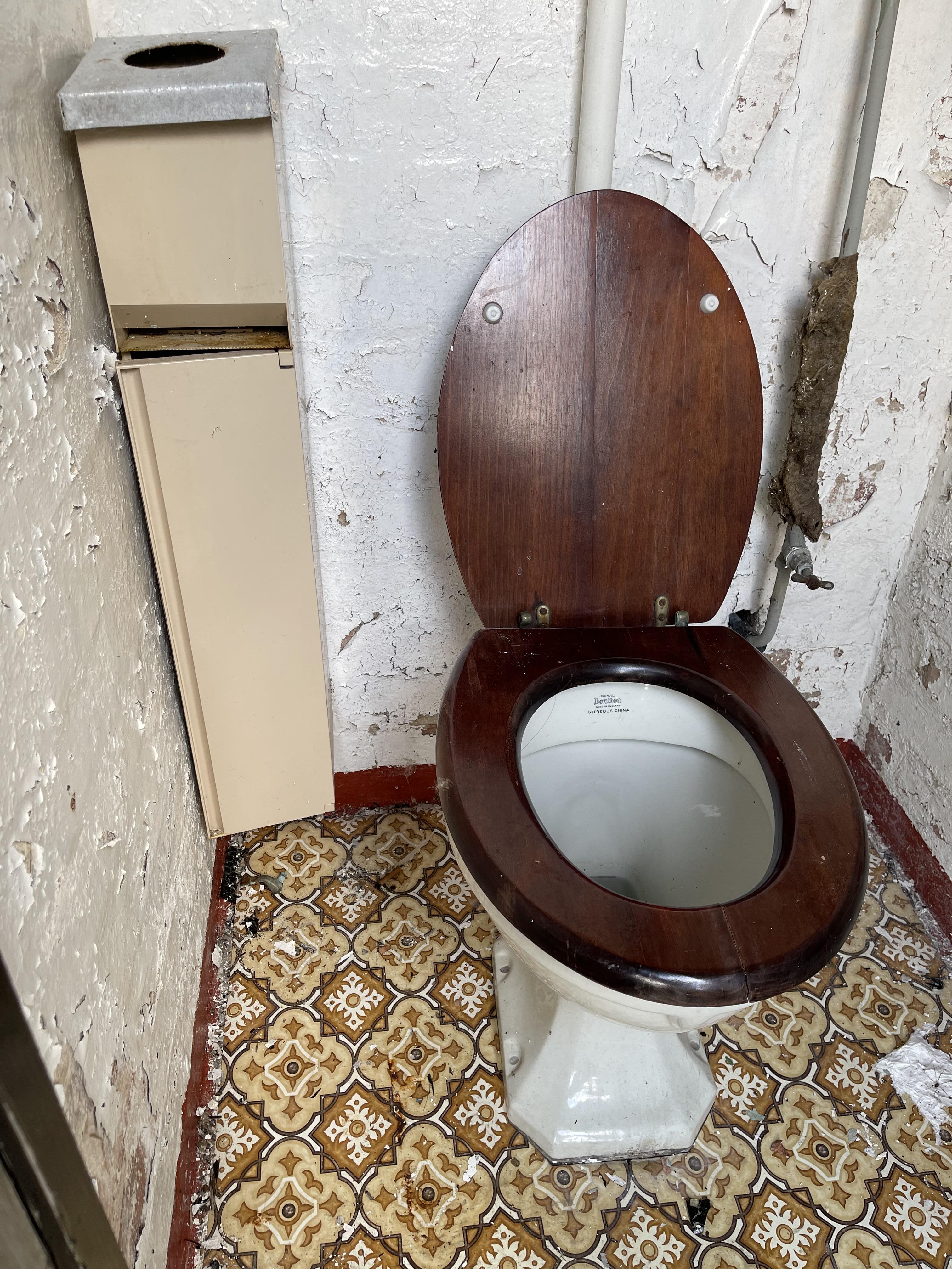 Lot 240 HARRISON CHILDHOOD HOME 25 UPTON