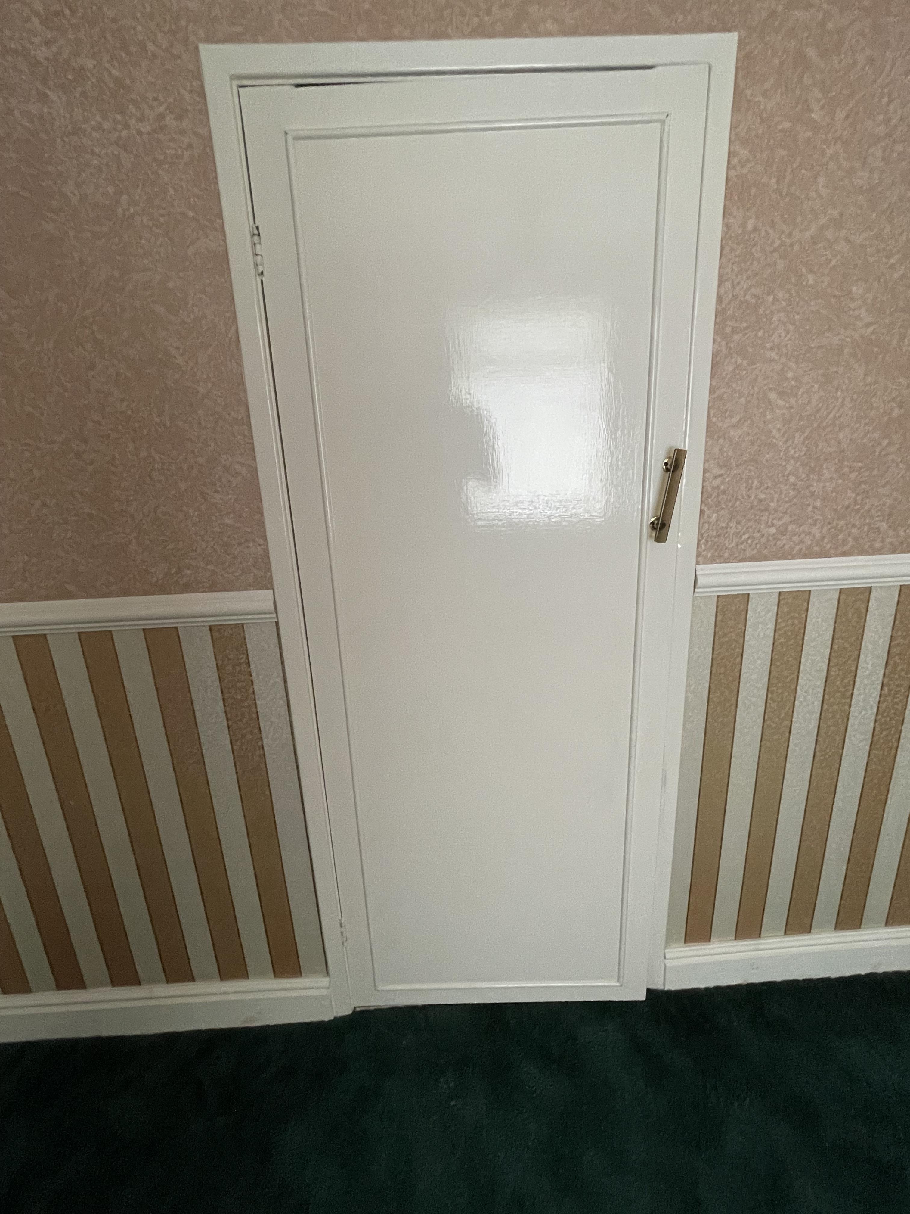 Lot 240 HARRISON CHILDHOOD HOME 25 UPTON