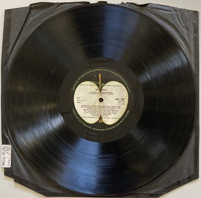 Lot 90 - THE BEATLES - WHITE ALBUM LP - NUMBER 0000815 (ORIGINAL UK MONO COPY)