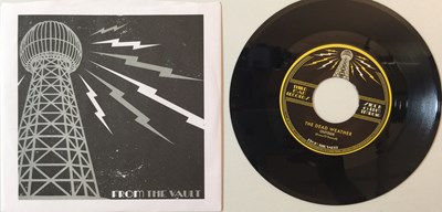 Lot 262 - THIRD MAN RECORDS - VAULT PACKAGE 1 - COMPLETE WITH T-SHIRT