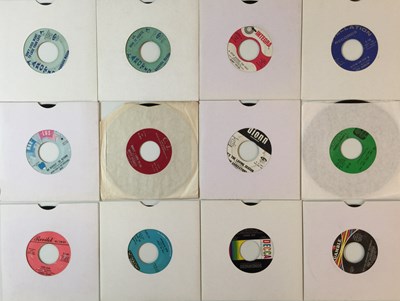 Lot 304 - NORTHERN/ SOUL - 7" COLLECTION
