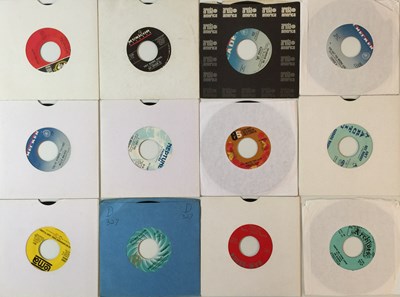 Lot 305 - NORTHERN/ SOUL - 7" COLLECTION