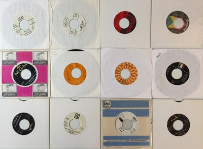 Lot 305 - NORTHERN/ SOUL - 7" COLLECTION