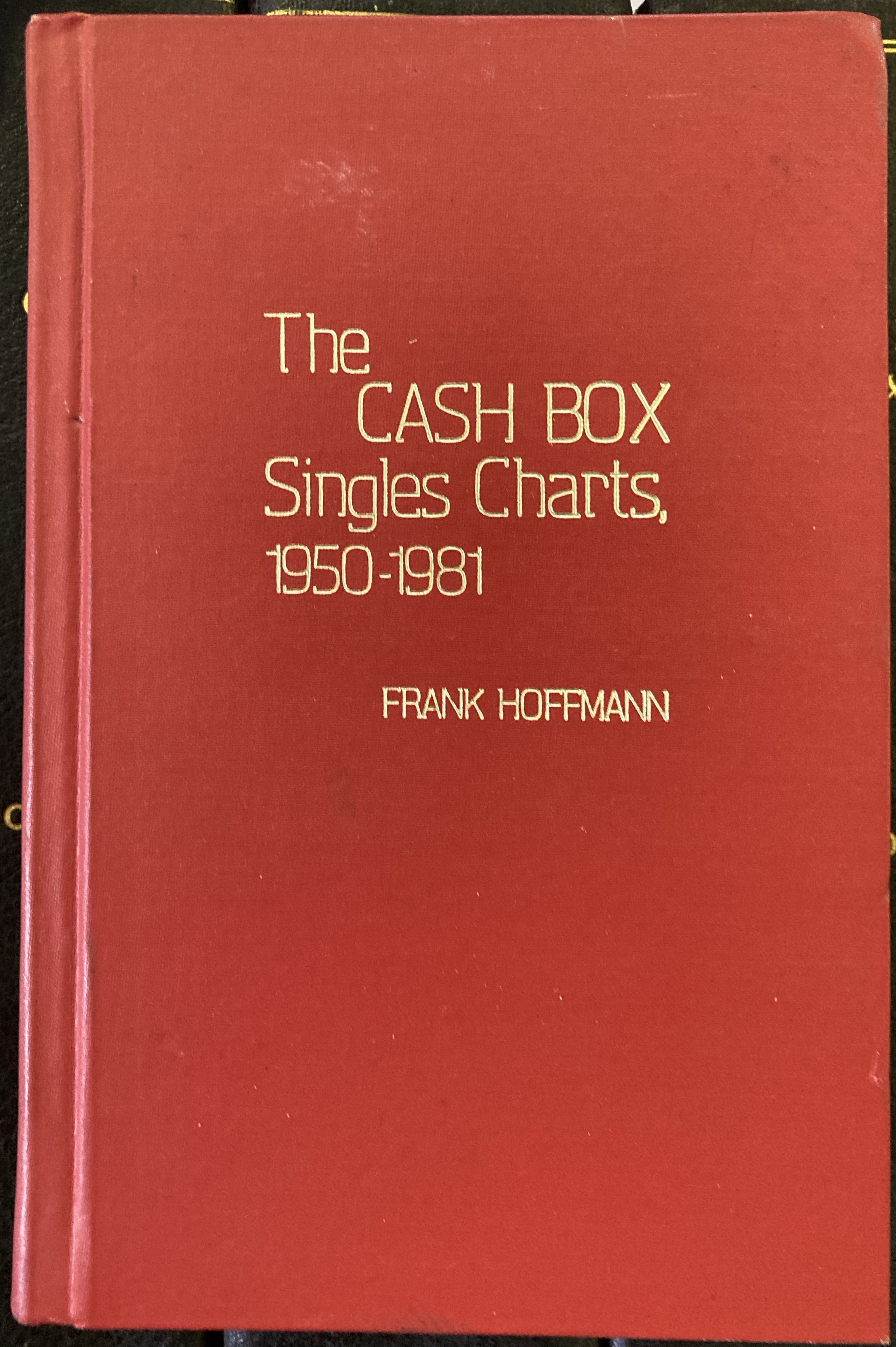 Lot 123 CASH BOX MAGAZINES IN BINDERS.