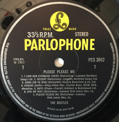 Lot 960 - THE BEATLES - PLEASE PLEASE ME LP (1969 STEREO UK PRESSING - PCS 3042)