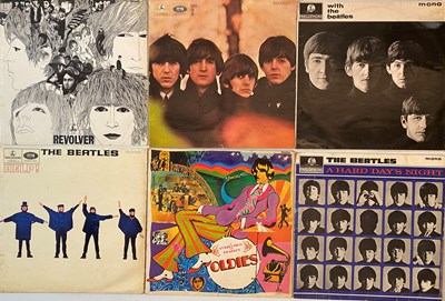 Lot 914 - THE BEATLES AND RELATED - STUDIO LPs