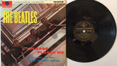 Lot 884 - THE BEATLES - PLEASE PLEASE ME LP (ORIGINAL UK MONO 'BLACK AND GOLD' - PMC 1202)