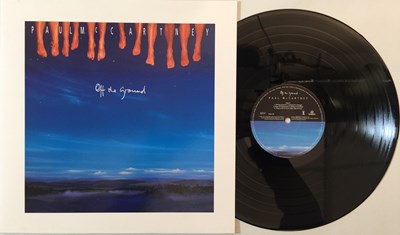 Lot 946 - PAUL MCCARTNEY - OFF THE GROUND LP (PCSD 125)