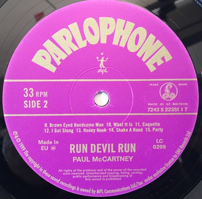 Lot 947 - PAUL MCCARTNEY - RUN DEVIL RUN LP (522 3511)