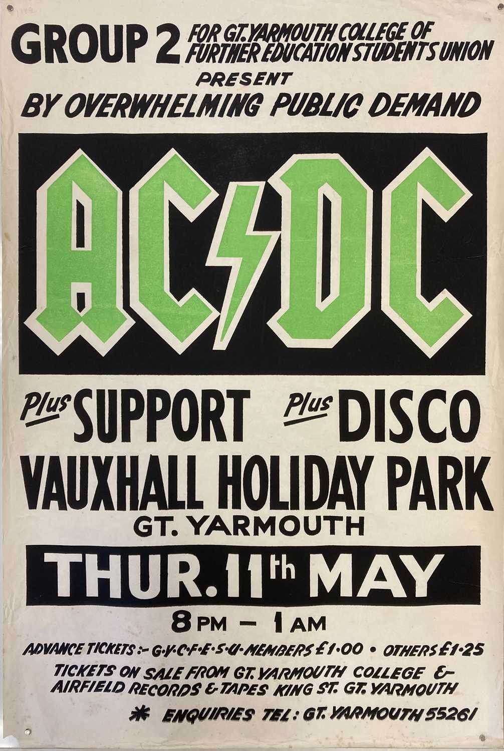Lot 164 - AC/DC POSTER 1978 GREAT YARMOUTH AND SIGNED