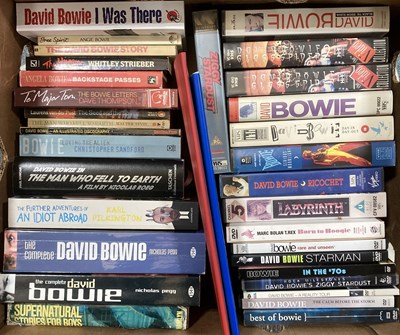 Lot 576 - DAVID BOWIE BOOKS AND MAGAZINES