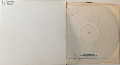 Lot 107 - THE RAMONES - THE RAMONES LP (ORIGINAL UK WHITE LABEL TEST PRESSING - SIRE 9103 253)