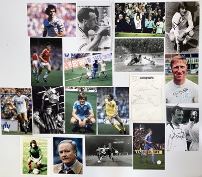 Lot 152 - FOOTBALL AUTOGRAPHS -  LEGENDS SIGNED PHOTOGRAPHS.