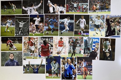 Lot 159 - FOOTBALL AUTOGRAPHS - CHELSEA AND PREMIER LEAGUE STARS.