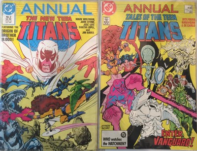 Lot 112 - DC COMICS (TEEN TITANS, TEAM TITANS, WARLOCK, GREEN ARROW).