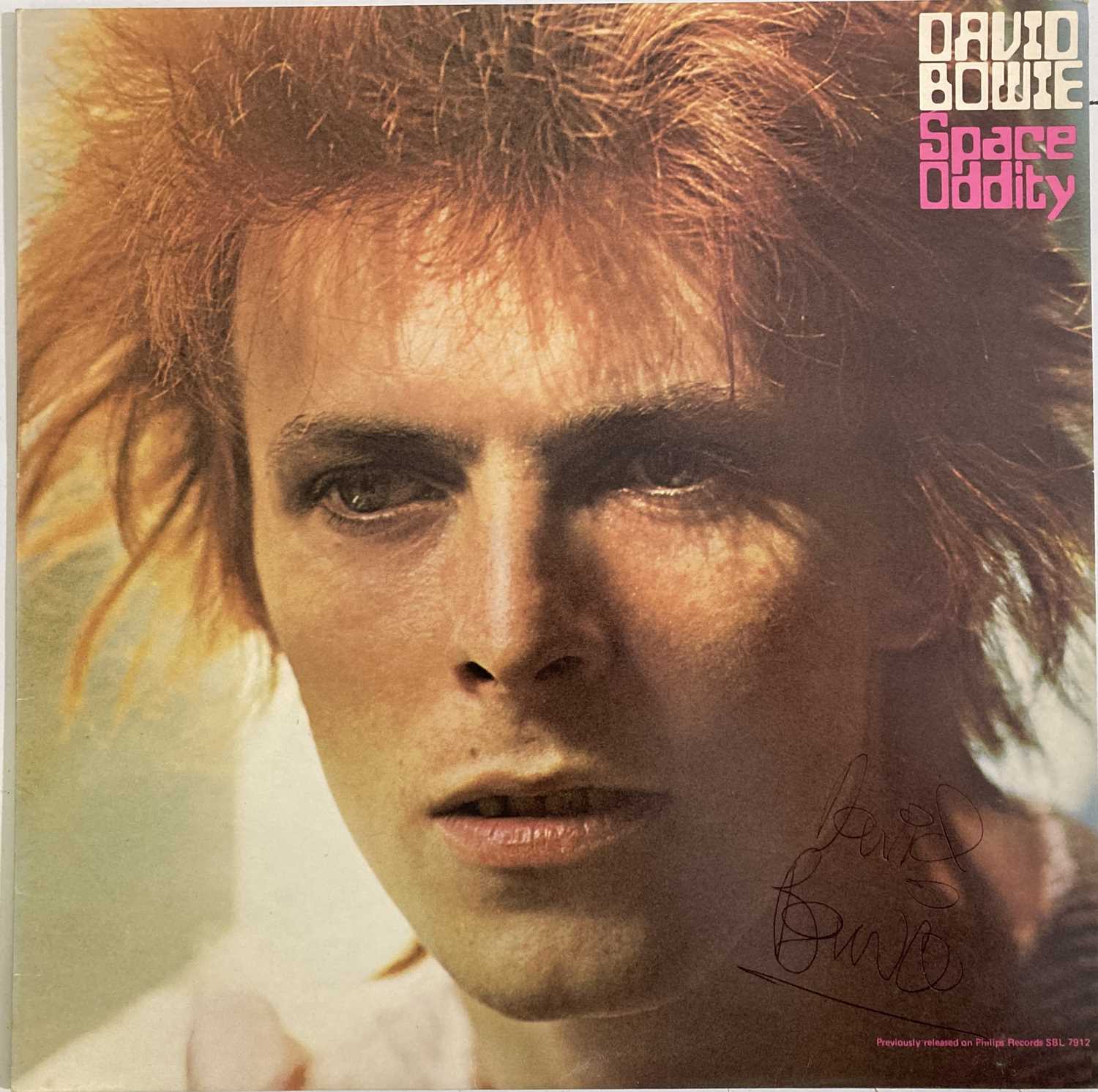 Lot 191 - DAVID BOWIE SIGNED SPACE ODDITY LP.