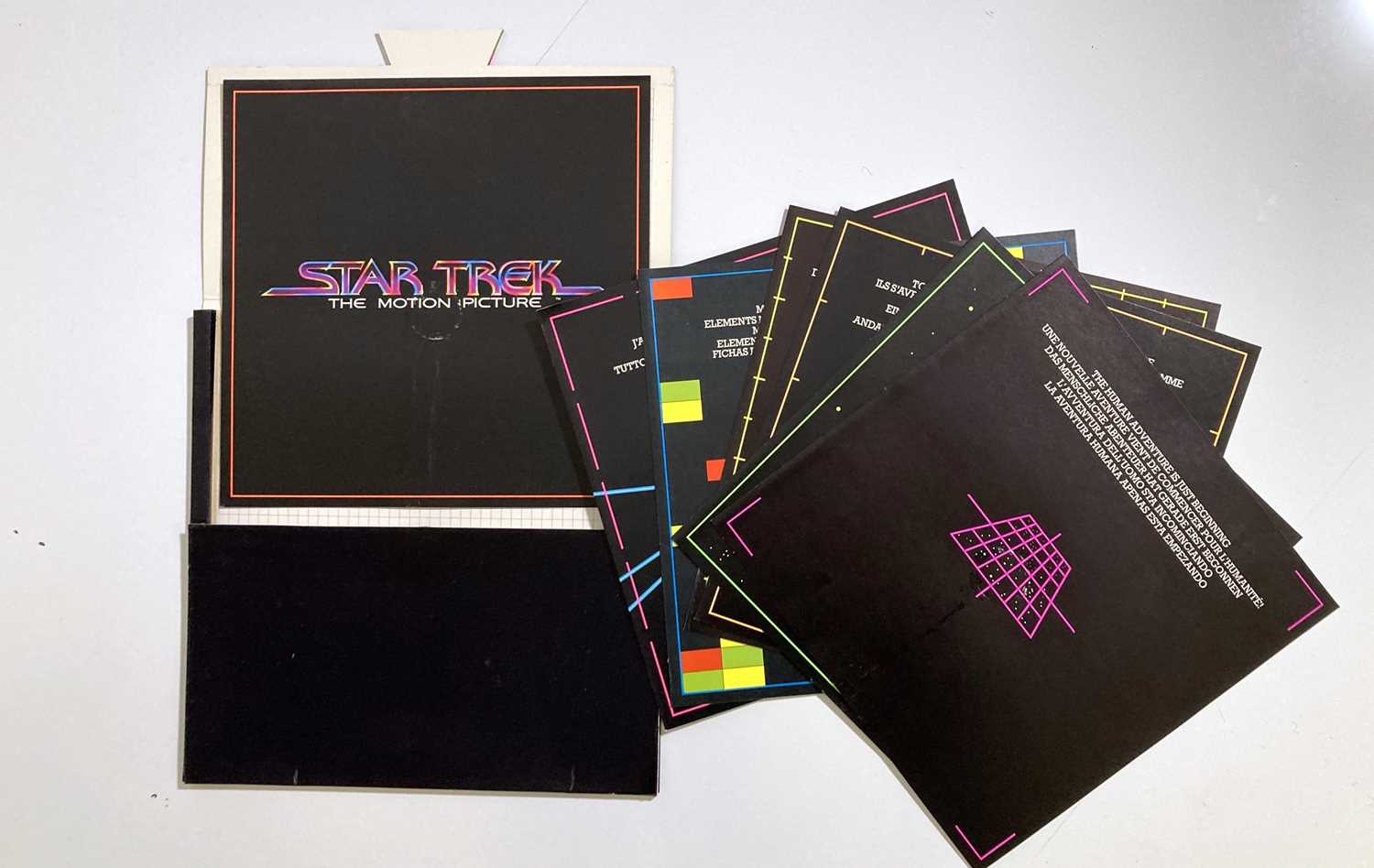 Lot 349 - STAR TREK - THE MOTION PICTURE - ORIGINAL 1979 MULTILINGUAL PRESS KIT.