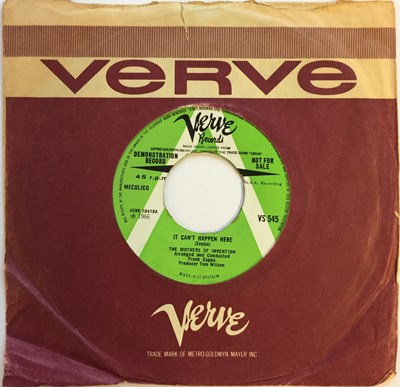 Lot 72 - THE MOTHERS OF INVENTION/FRANK ZAPPA - IT CAN'T HAPPEN HERE 7" (ORIGINAL UK DEMO - VERVE VS 545)