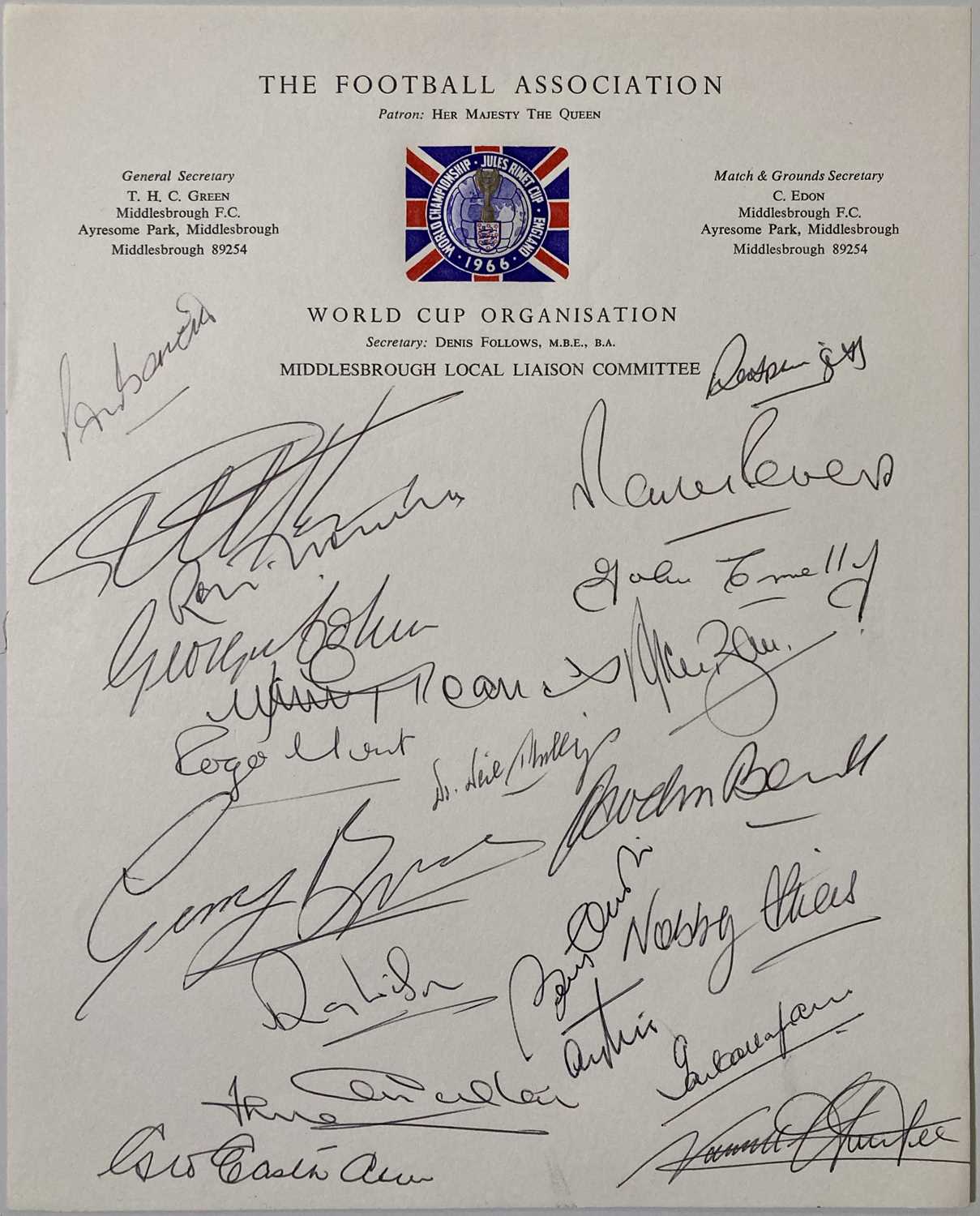 Lot 181 - ENGLAND 1966 WORLD CUP WINNERS SIGNED.