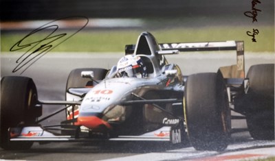 Lot 190 - FORMULA ONE STARS INC WORLD CHAMPIONS - AUTOGRAPHS.