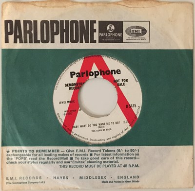 Lot 167 - THE SONS OF FRED - BABY WHAT DO YOU WANT ME TO DO? 7" (ORIGINAL UK DEMO - PARLOPHONE R 5415)
