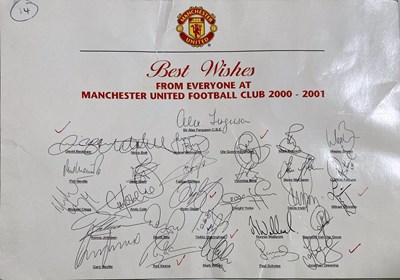 Lot 197 - MANCHESTER UNITED - A SIGNED FOOTBALL.