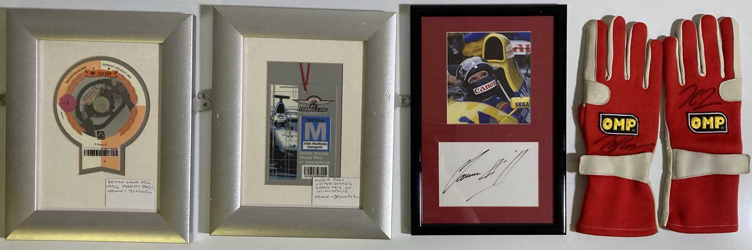 Lot 198 - FORMULA ONE / MOTORSPORT MEMORABILIA INC GLOVES.